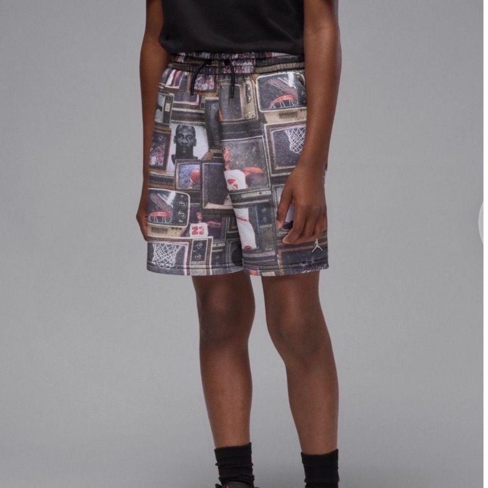 Jordan kids Brooklyn printed fleece shorts boys‎ size xl